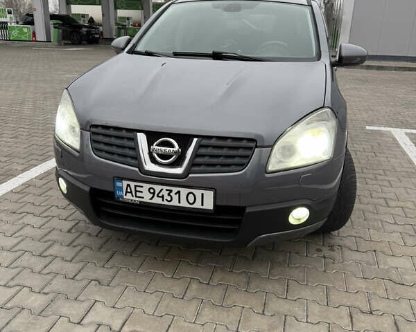 Сірий Ніссан Кашкай, об'ємом двигуна 2 л та пробігом 260 тис. км за 8100 $, фото 1 на Automoto.ua
