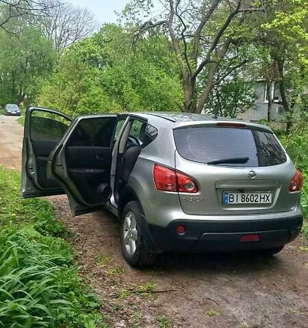 Серый Ниссан Кашкай, объемом двигателя 2 л и пробегом 223 тыс. км за 7500 $, фото 1 на Automoto.ua