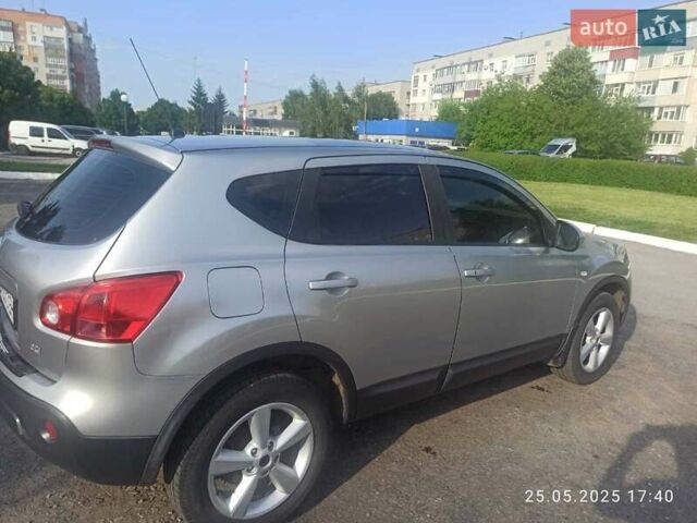 Серый Ниссан Кашкай, объемом двигателя 1.5 л и пробегом 275 тыс. км за 8700 $, фото 1 на Automoto.ua