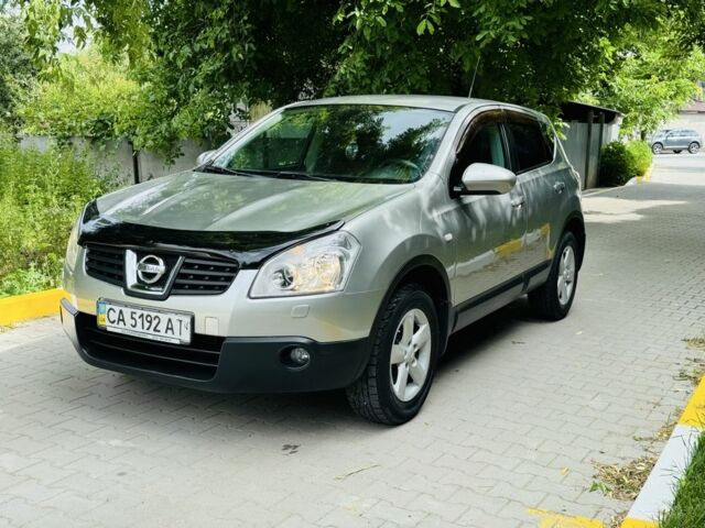Серый Ниссан Кашкай, объемом двигателя 2 л и пробегом 206 тыс. км за 8300 $, фото 1 на Automoto.ua