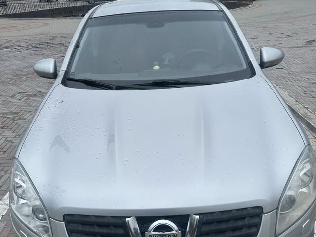 Сірий Ніссан Кашкай, об'ємом двигуна 1.6 л та пробігом 131 тис. км за 7500 $, фото 1 на Automoto.ua