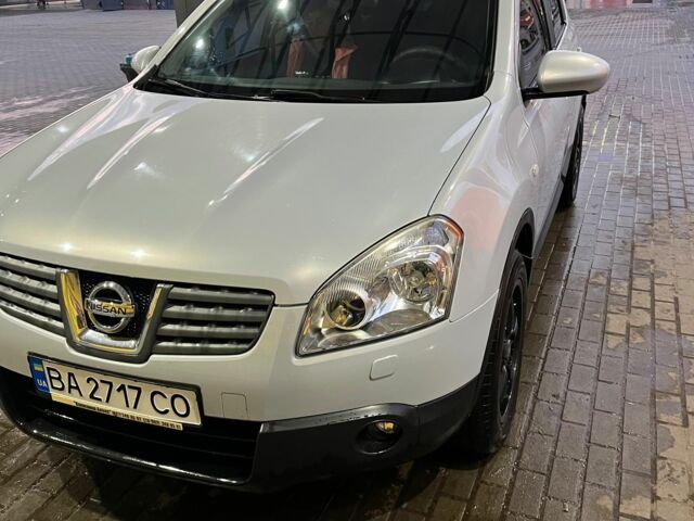 Серый Ниссан Кашкай, объемом двигателя 2 л и пробегом 230 тыс. км за 8500 $, фото 1 на Automoto.ua