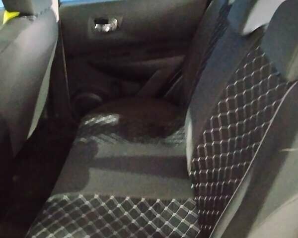 Сірий Ніссан Кашкай, об'ємом двигуна 1.46 л та пробігом 280 тис. км за 9200 $, фото 1 на Automoto.ua