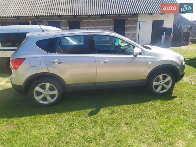 Сірий Ніссан Кашкай, об'ємом двигуна 1.5 л та пробігом 220 тис. км за 9000 $, фото 1 на Automoto.ua