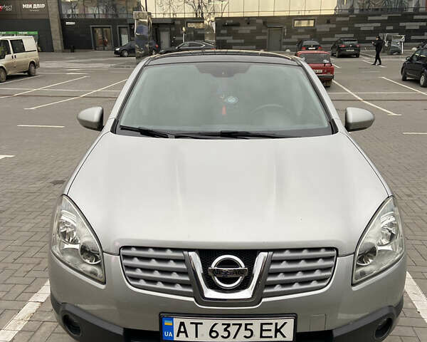 Ниссан Кашкай 2009 в Ивано-Франковске на Automoto.ua Серый Ниссан Кашкай, объемом двигателя 1.5 л и пробегом 187 тыс. км за 8500 $, фото 1 на Automoto.ua