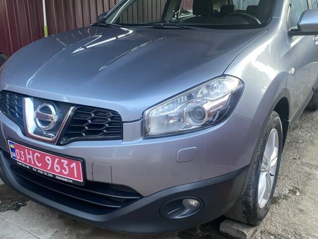 Серый Ниссан Кашкай, объемом двигателя 1.6 л и пробегом 146 тыс. км за 10700 $, фото 1 на Automoto.ua