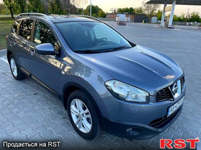 Серый Ниссан Кашкай, объемом двигателя 2 л и пробегом 315 тыс. км за 9650 $, фото 1 на Automoto.ua