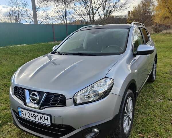 Серый Ниссан Кашкай, объемом двигателя 2 л и пробегом 185 тыс. км за 10500 $, фото 1 на Automoto.ua