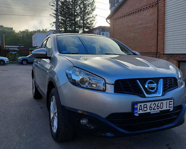 Серый Ниссан Кашкай, объемом двигателя 1.6 л и пробегом 177 тыс. км за 10600 $, фото 1 на Automoto.ua
