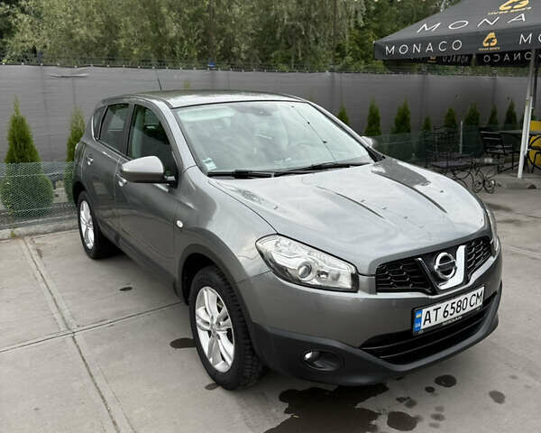 Сірий Ніссан Кашкай, об'ємом двигуна 1.5 л та пробігом 228 тис. км за 10500 $, фото 1 на Automoto.ua