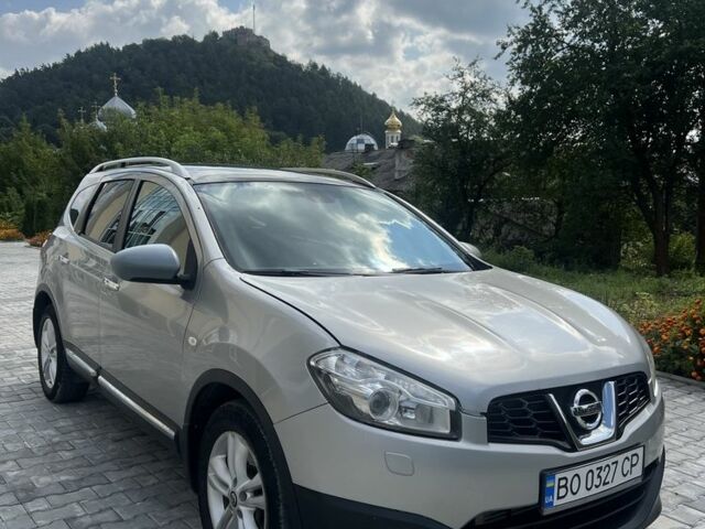 Серый Ниссан Кашкай, объемом двигателя 2 л и пробегом 268 тыс. км за 9333 $, фото 1 на Automoto.ua