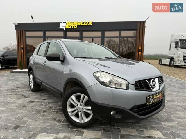 Серый Ниссан Кашкай, объемом двигателя 1.5 л и пробегом 225 тыс. км за 9999 $, фото 1 на Automoto.ua