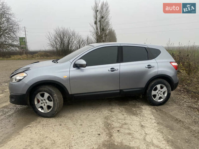 Сірий Ніссан Кашкай, об'ємом двигуна 2 л та пробігом 290 тис. км за 14000 $, фото 1 на Automoto.ua