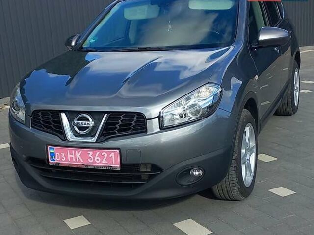 Серый Ниссан Кашкай, объемом двигателя 2 л и пробегом 250 тыс. км за 10800 $, фото 1 на Automoto.ua