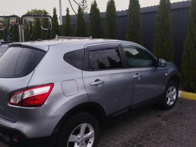 Серый Ниссан Кашкай, объемом двигателя 2 л и пробегом 160 тыс. км за 10800 $, фото 1 на Automoto.ua