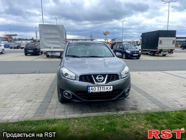 Серый Ниссан Кашкай, объемом двигателя 1.5 л и пробегом 136 тыс. км за 10000 $, фото 1 на Automoto.ua