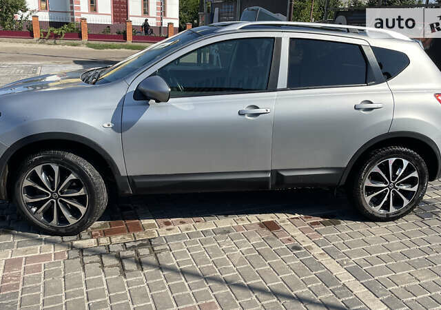 Серый Ниссан Кашкай, объемом двигателя 1.46 л и пробегом 241 тыс. км за 10300 $, фото 1 на Automoto.ua