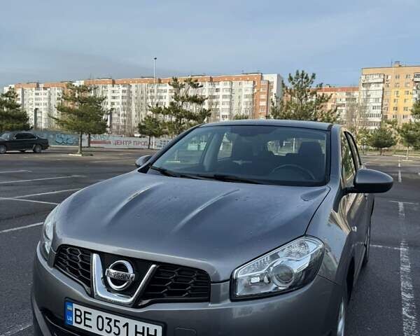 Серый Ниссан Кашкай, объемом двигателя 1.5 л и пробегом 184 тыс. км за 12500 $, фото 1 на Automoto.ua