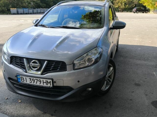 Серый Ниссан Кашкай, объемом двигателя 2 л и пробегом 130 тыс. км за 11300 $, фото 1 на Automoto.ua