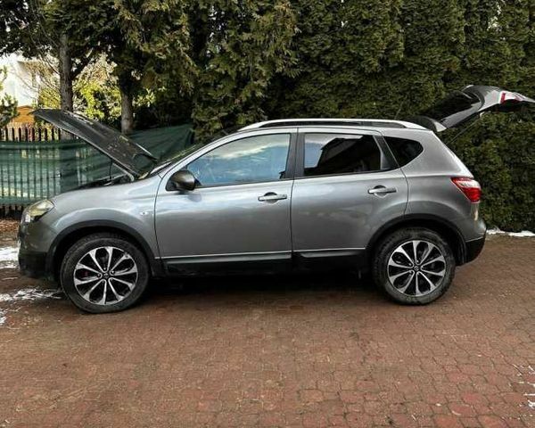Серый Ниссан Кашкай, объемом двигателя 15 л и пробегом 209 тыс. км за 10700 $, фото 1 на Automoto.ua