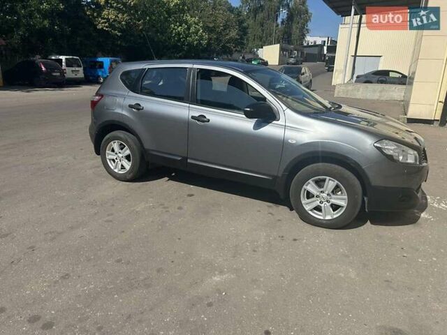 Сірий Ніссан Кашкай, об'ємом двигуна 1.5 л та пробігом 237 тис. км за 9350 $, фото 1 на Automoto.ua