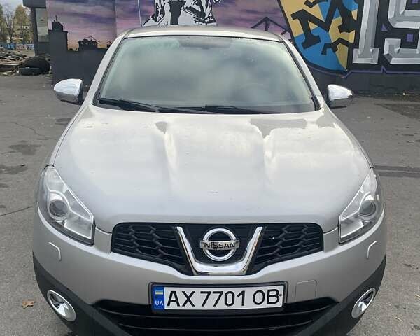 Сірий Ніссан Кашкай, об'ємом двигуна 1.6 л та пробігом 147 тис. км за 9999 $, фото 1 на Automoto.ua