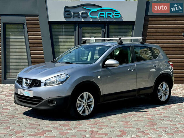 Сірий Ніссан Кашкай, об'ємом двигуна 1.6 л та пробігом 200 тис. км за 9999 $, фото 1 на Automoto.ua