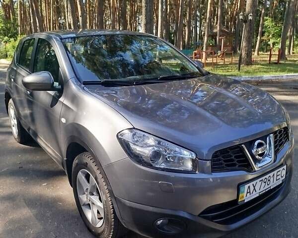 Серый Ниссан Кашкай, объемом двигателя 1.6 л и пробегом 56 тыс. км за 14900 $, фото 1 на Automoto.ua