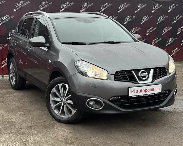 Серый Ниссан Кашкай, объемом двигателя 1.6 л и пробегом 48 тыс. км за 15000 $, фото 1 на Automoto.ua