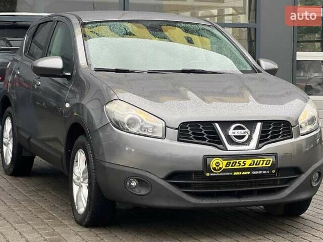 Серый Ниссан Кашкай, объемом двигателя 1.6 л и пробегом 224 тыс. км за 12000 $, фото 1 на Automoto.ua