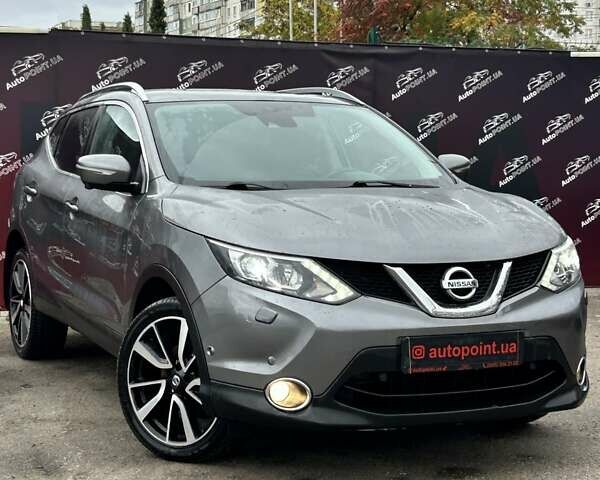 Серый Ниссан Кашкай, объемом двигателя 1.5 л и пробегом 228 тыс. км за 14100 $, фото 1 на Automoto.ua