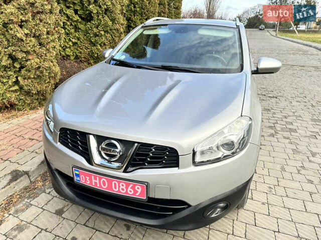 Сірий Ніссан Кашкай, об'ємом двигуна 1.6 л та пробігом 220 тис. км за 11600 $, фото 1 на Automoto.ua