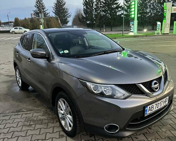 Сірий Ніссан Кашкай, об'ємом двигуна 1.5 л та пробігом 200 тис. км за 14000 $, фото 1 на Automoto.ua