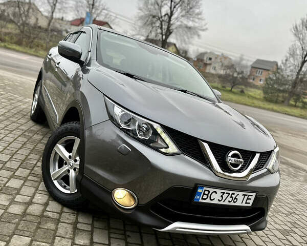 Серый Ниссан Кашкай, объемом двигателя 1.2 л и пробегом 81 тыс. км за 11600 $, фото 1 на Automoto.ua
