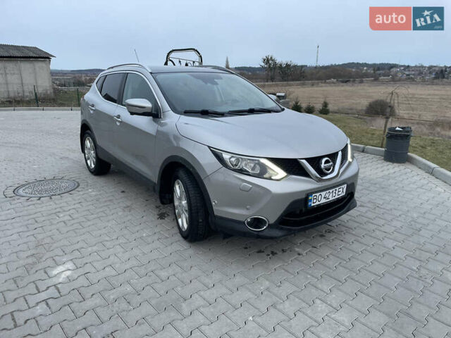 Серый Ниссан Кашкай, объемом двигателя 1.6 л и пробегом 190 тыс. км за 15500 $, фото 1 на Automoto.ua