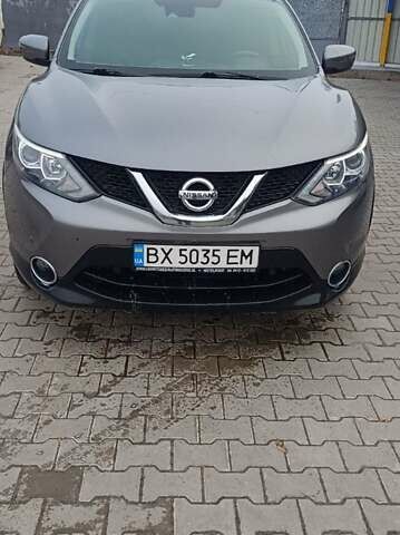 Серый Ниссан Кашкай, объемом двигателя 1.5 л и пробегом 250 тыс. км за 13800 $, фото 1 на Automoto.ua