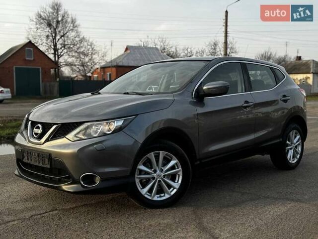 Серый Ниссан Кашкай, объемом двигателя 1.6 л и пробегом 114 тыс. км за 14750 $, фото 1 на Automoto.ua