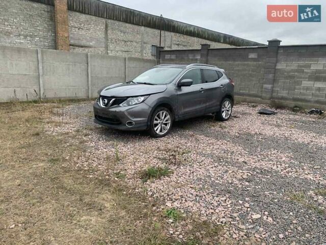 Серый Ниссан Кашкай, объемом двигателя 1.5 л и пробегом 213 тыс. км за 8200 $, фото 1 на Automoto.ua