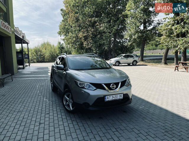 Серый Ниссан Кашкай, объемом двигателя 1.6 л и пробегом 216 тыс. км за 15900 $, фото 1 на Automoto.ua