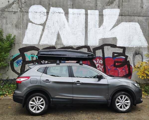 Ниссан Кашкай 2017 в Киеве на Automoto.ua Серый Ниссан Кашкай, объемом двигателя 1.6 л и пробегом 159 тыс. км за 14999 $, фото 1 на Automoto.ua