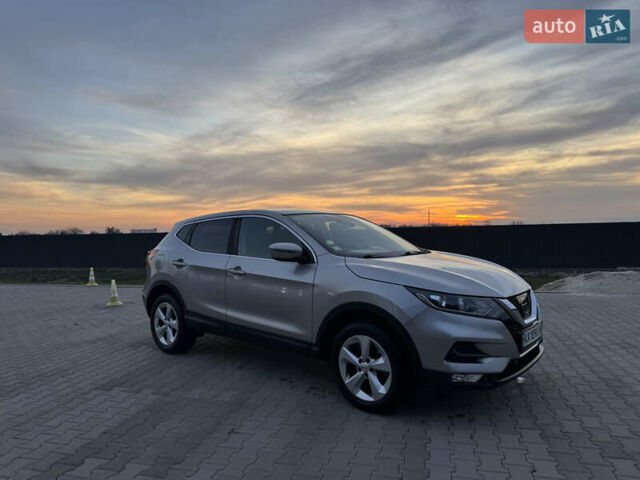 Сірий Ніссан Кашкай, об'ємом двигуна 1.6 л та пробігом 167 тис. км за 17300 $, фото 1 на Automoto.ua