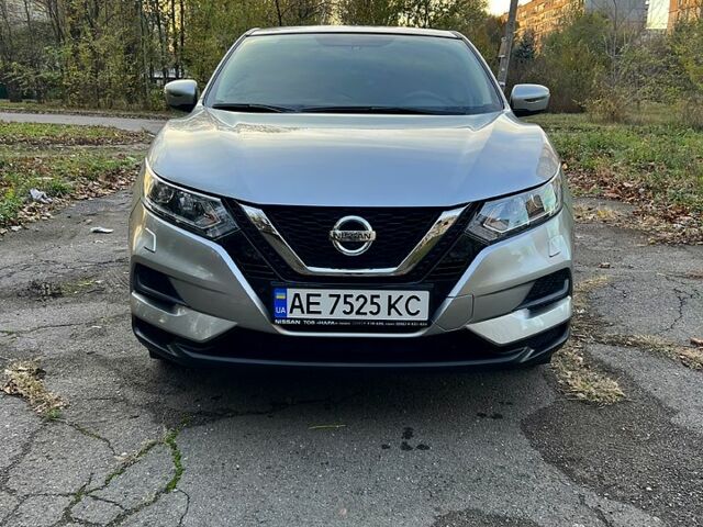 Серый Ниссан Кашкай, объемом двигателя 1.2 л и пробегом 27 тыс. км за 18000 $, фото 1 на Automoto.ua