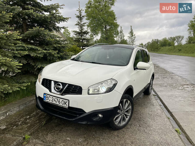 Білий Ніссан Кашкай 2, об'ємом двигуна 1.5 л та пробігом 263 тис. км за 10900 $, фото 1 на Automoto.ua