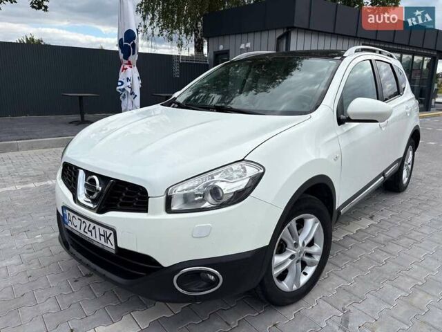 Білий Ніссан Кашкай 2, об'ємом двигуна 2 л та пробігом 215 тис. км за 13300 $, фото 1 на Automoto.ua