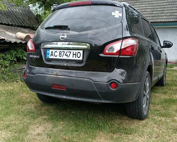 Черный Ниссан Кашкай 2, объемом двигателя 2 л и пробегом 206 тыс. км за 13000 $, фото 1 на Automoto.ua