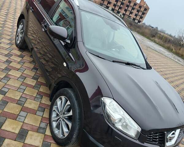 Фиолетовый Ниссан Кашкай 2, объемом двигателя 1.5 л и пробегом 198 тыс. км за 12300 $, фото 1 на Automoto.ua