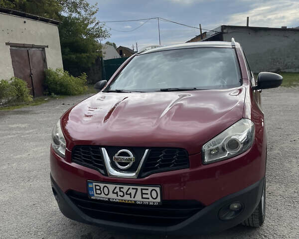 Червоний Ніссан Кашкай 2, об'ємом двигуна 1.5 л та пробігом 223 тис. км за 10300 $, фото 1 на Automoto.ua