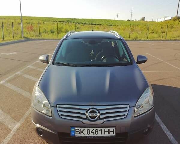 Серый Ниссан Кашкай 2, объемом двигателя 1.46 л и пробегом 287 тыс. км за 8800 $, фото 1 на Automoto.ua