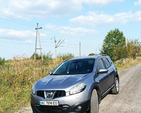 Сірий Ніссан Кашкай 2, об'ємом двигуна 1.46 л та пробігом 258 тис. км за 10500 $, фото 1 на Automoto.ua