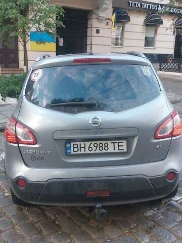 Сірий Ніссан Кашкай 2, об'ємом двигуна 2 л та пробігом 270 тис. км за 11000 $, фото 1 на Automoto.ua